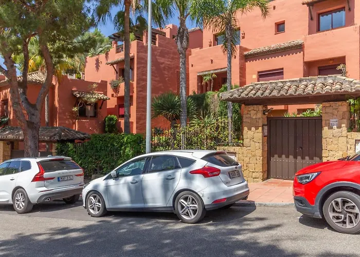 Xpce D Carlos Gardens מארבלה